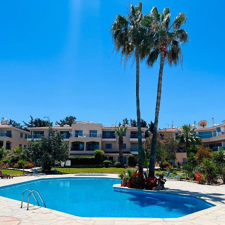 Golden Palms Paradise Garden パ フォス エクステリア 写真