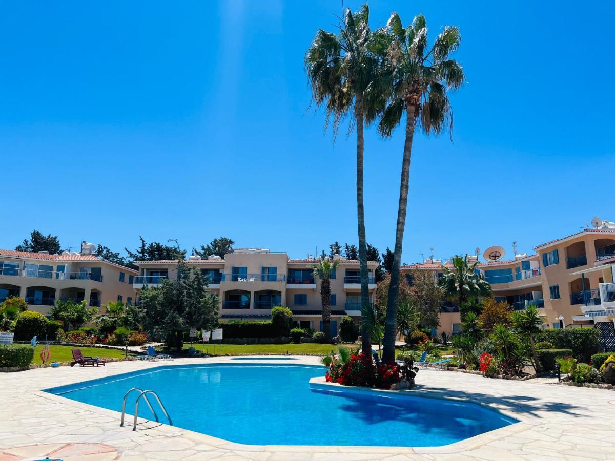 Golden Palms Paradise Garden パ フォス エクステリア 写真